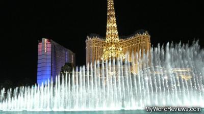 A view of the fountains from the Bellagio, looking towards Paris