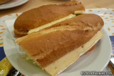 Brie Sandwich Baguette