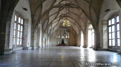 Large hall inside the Old Royal Palace