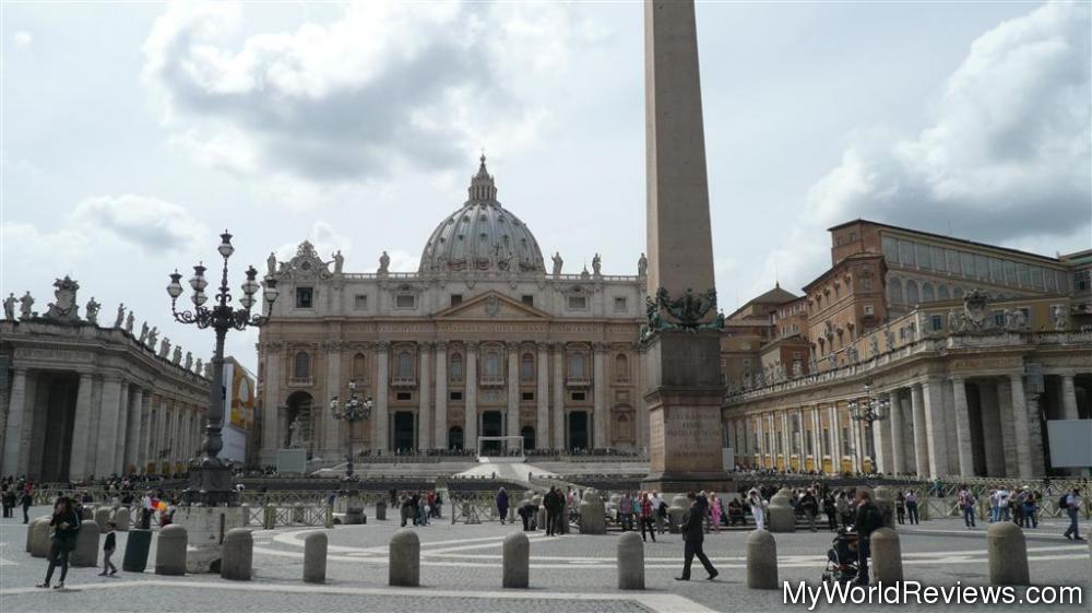 Review of St. Peter's Basilica at MyWorldReviews.com